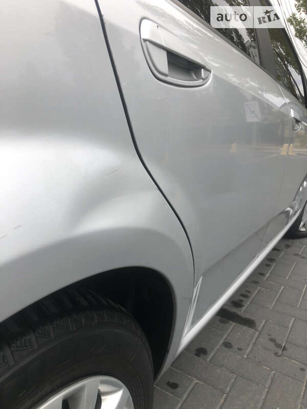 Седан Fiat Linea 2013 в Киеве фото 6 Седан Fiat Linea 2013 в Киеве