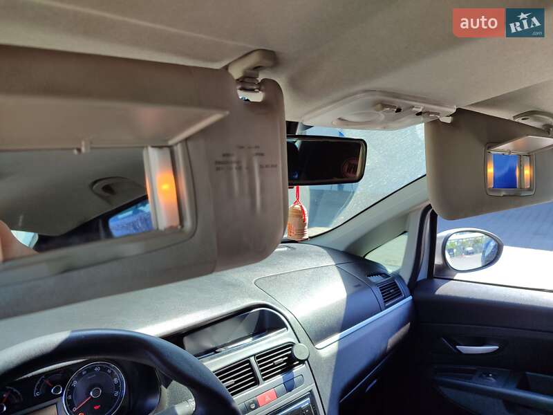 Седан Fiat Linea 2008 в Киеве