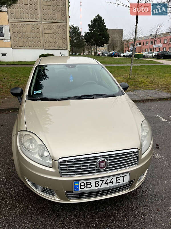 Седан Fiat Linea 2008 в Дрогобыче