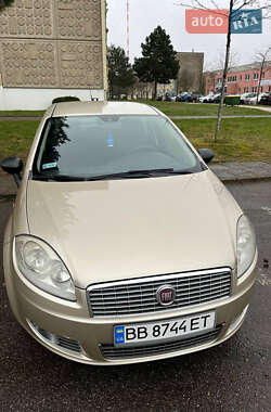 Седан Fiat Linea 2008 в 
