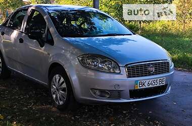 Седан Fiat Linea 2012 в Ізяславі