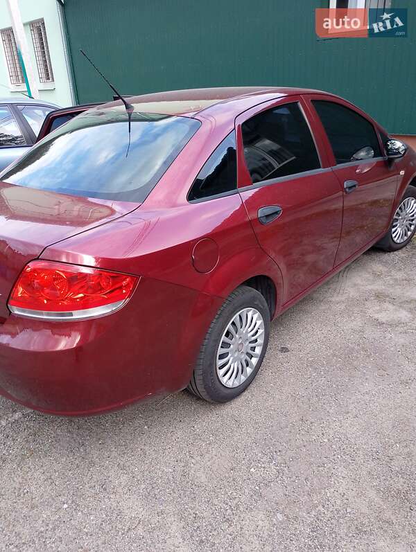 Седан Fiat Linea 2010 в Тернополе