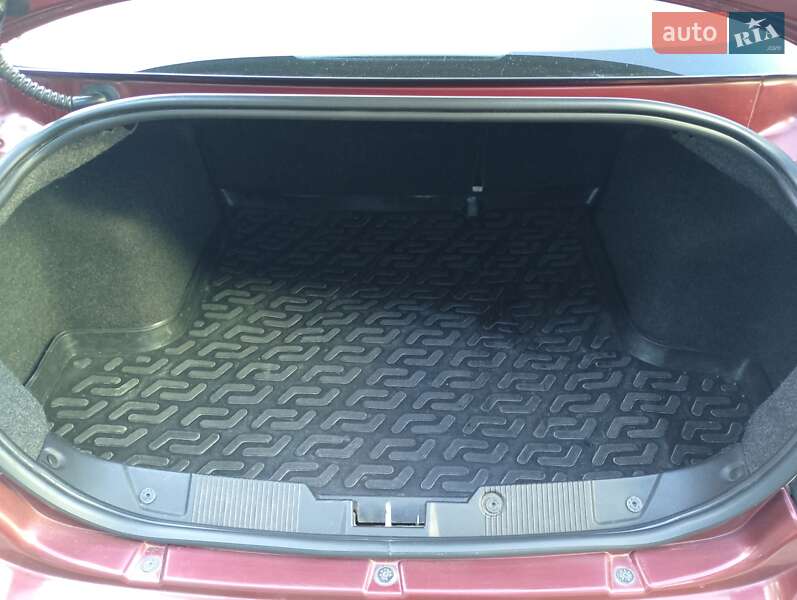 Седан Fiat Linea 2010 в Тернополе