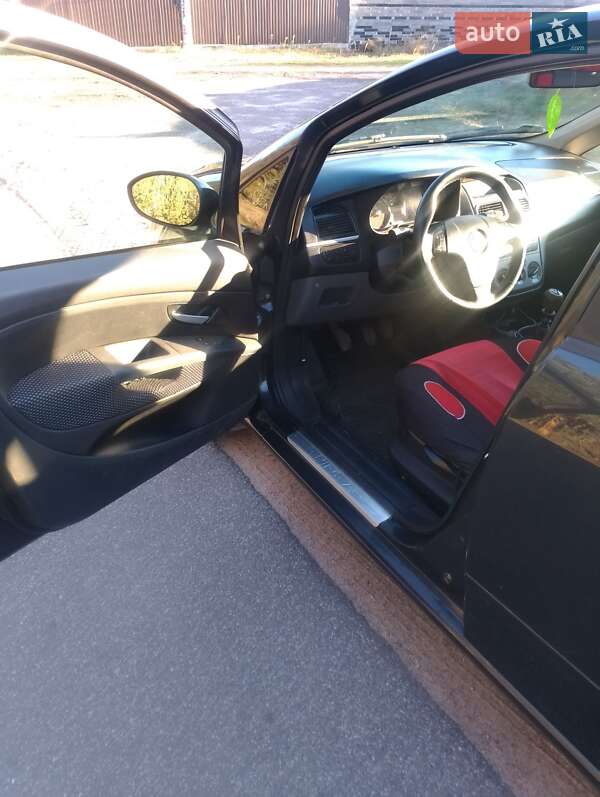 Седан Fiat Linea 2009 в Житомире