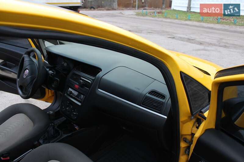 Седан Fiat Linea 2007 в Киеве