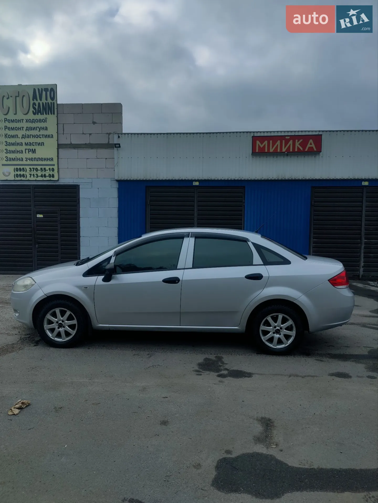2010 Fiat Linea - мініатюра 4
