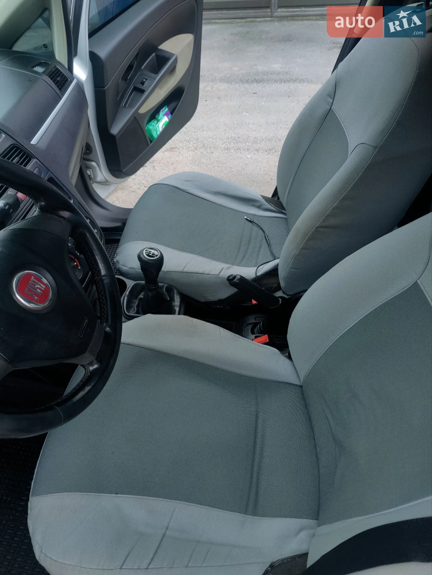 2010 Fiat Linea - мініатюра 17
