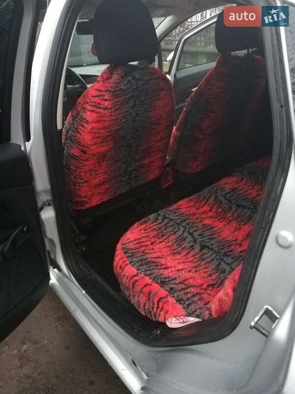 Седан Fiat Linea 2007 в Дубно