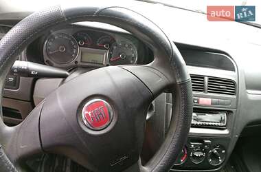 Седан Fiat Linea 2012 в 