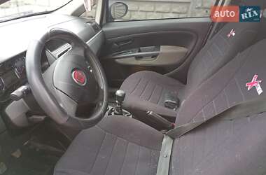 Седан Fiat Linea 2012 в 