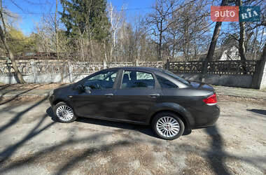 Седан Fiat Linea 2008 в 