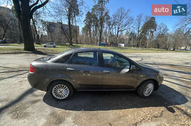 Седан Fiat Linea 2008 в 