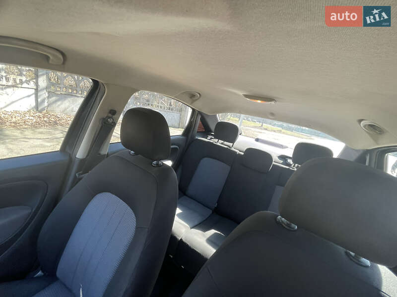 Седан Fiat Linea 2008 в Горенке