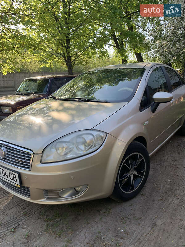 Fiat Linea 2012