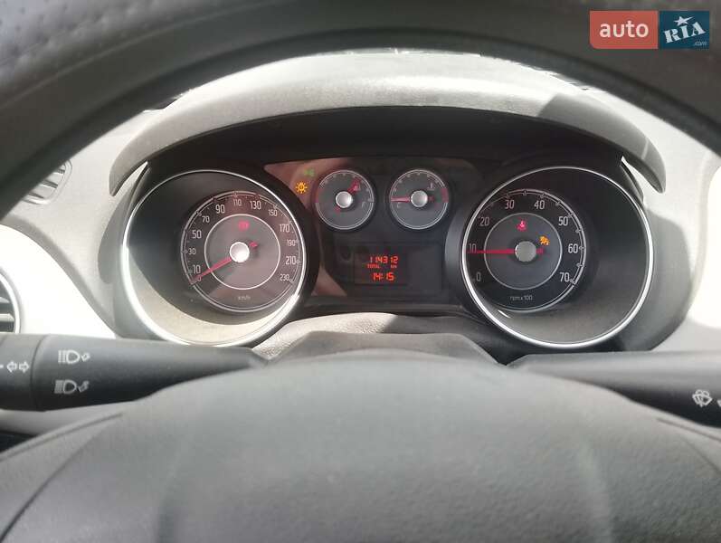 Седан Fiat Linea 2013 в Золочеве
