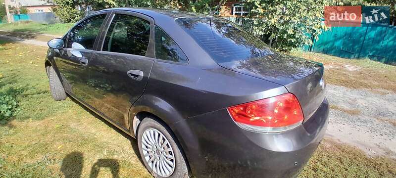 Седан Fiat Linea 2012 в Киеве