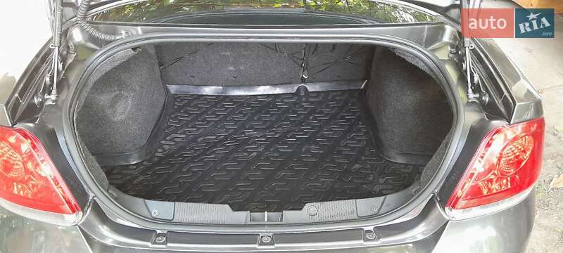 Седан Fiat Linea 2012 в Киеве