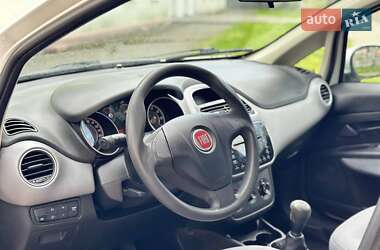 Седан Fiat Linea 2013 в 