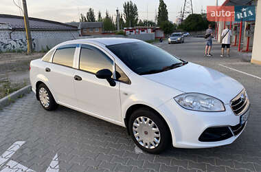 Седан Fiat Linea 2013 в 