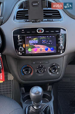 Седан Fiat Linea 2013 в 