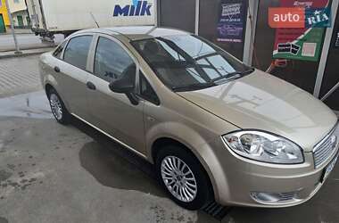 Седан Fiat Linea 2010 в 