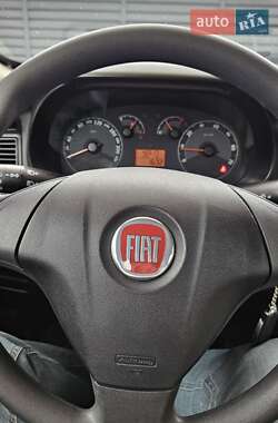 Седан Fiat Linea 2010 в 