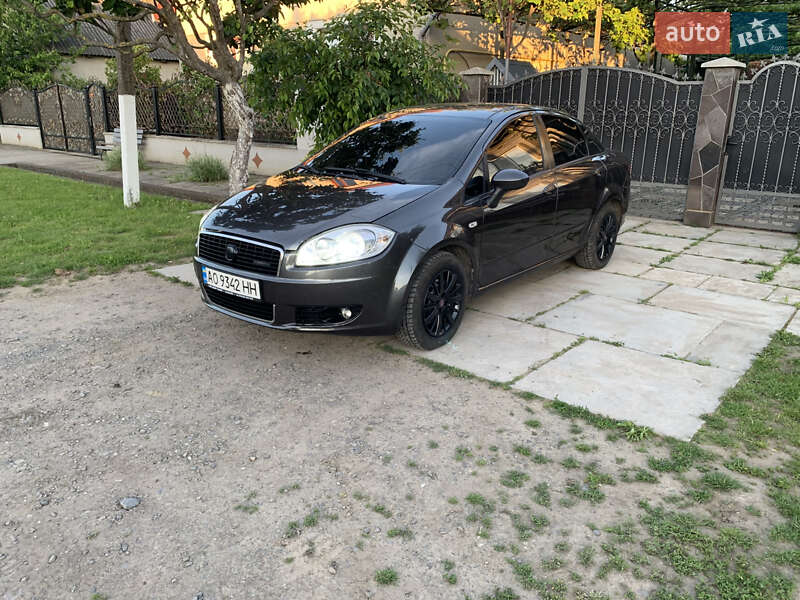 Седан Fiat Linea 2008 в Мукачевому