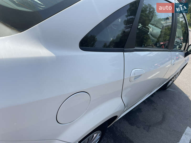 Седан Fiat Linea 2013 в Киеве