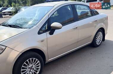 Седан Fiat Linea 2014 в 