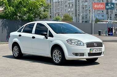 Седан Fiat Linea 2012 в 