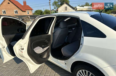 Седан Fiat Linea 2015 в 