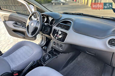 Седан Fiat Linea 2015 в 