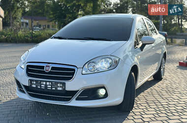 Седан Fiat Linea 2015 в 