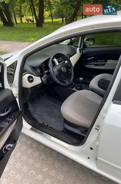 Седан Fiat Linea 2013 в 