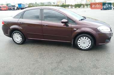 Седан Fiat Linea 2013 в 