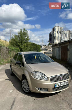 Седан Fiat Linea 2012 в Львове