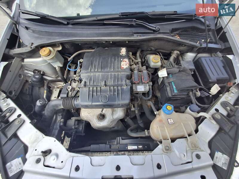 Седан Fiat Linea 2012 в Харькове