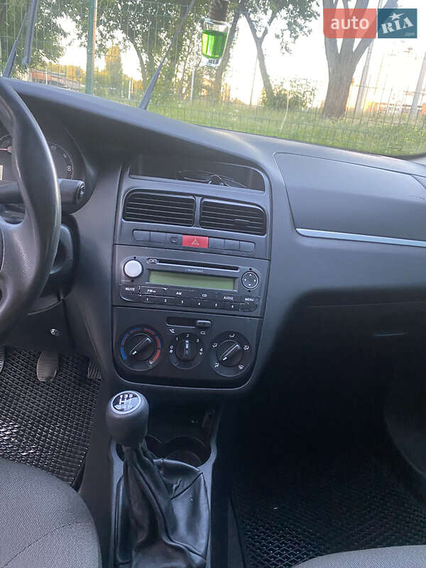 Седан Fiat Linea 2007 в Киеве