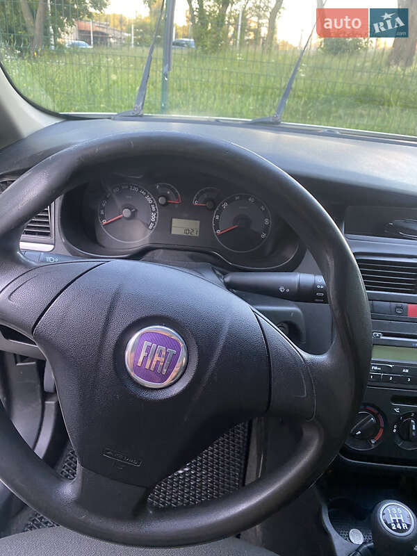 Седан Fiat Linea 2007 в Киеве