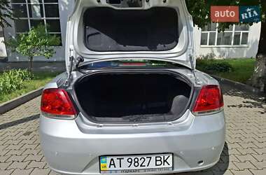 Седан Fiat Linea 2009 в 