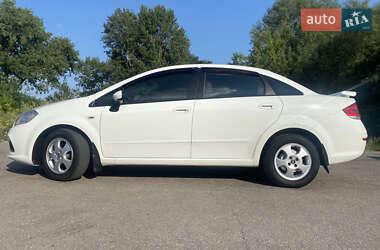 Седан Fiat Linea 2015 в 