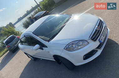 Седан Fiat Linea 2015 в 