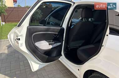 Седан Fiat Linea 2013 в 