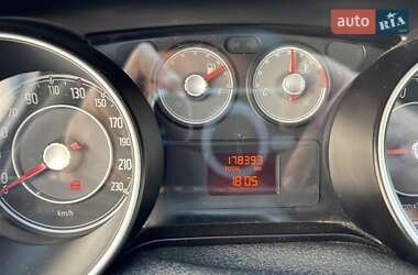 Седан Fiat Linea 2013 в 