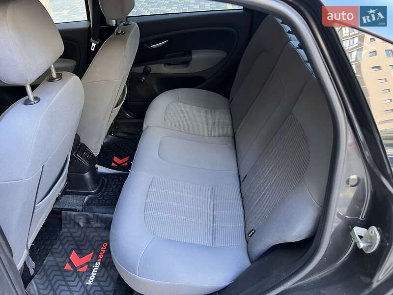 Седан Fiat Linea 2009 в Виннице