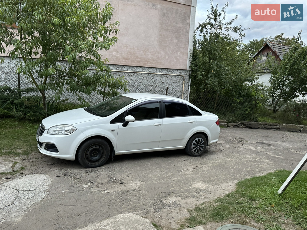 2013 Fiat Linea - мініатюра 13