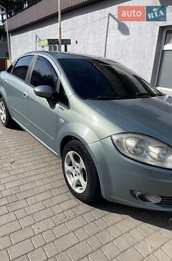 Седан Fiat Linea 2007 в 