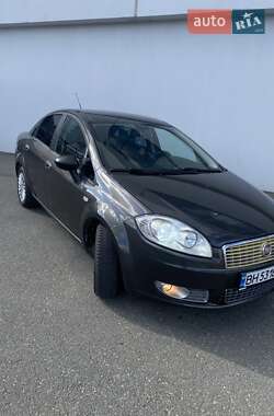 Седан Fiat Linea 2010 в 