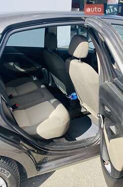 Седан Fiat Linea 2010 в 