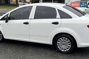 Седан Fiat Linea 2013 в 